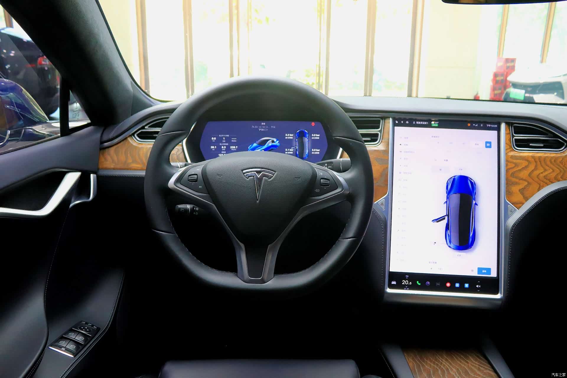 Tesla Model S, 2018 9