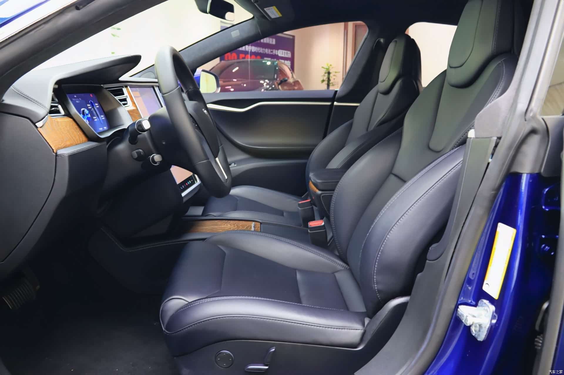 Tesla Model S, 2018 все фото