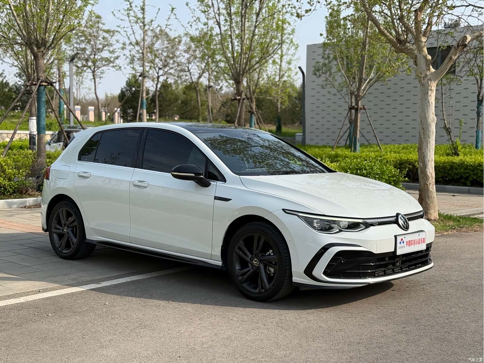 Volkswagen Golf, 2022 3