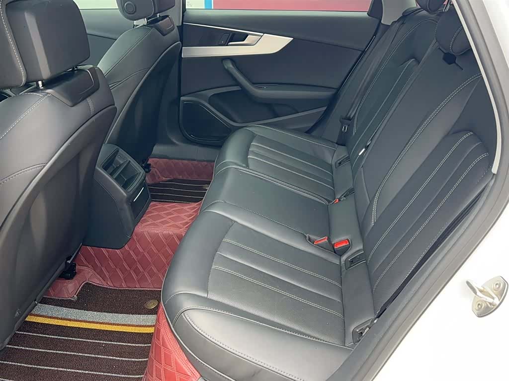 Audi A4L, 2022 13