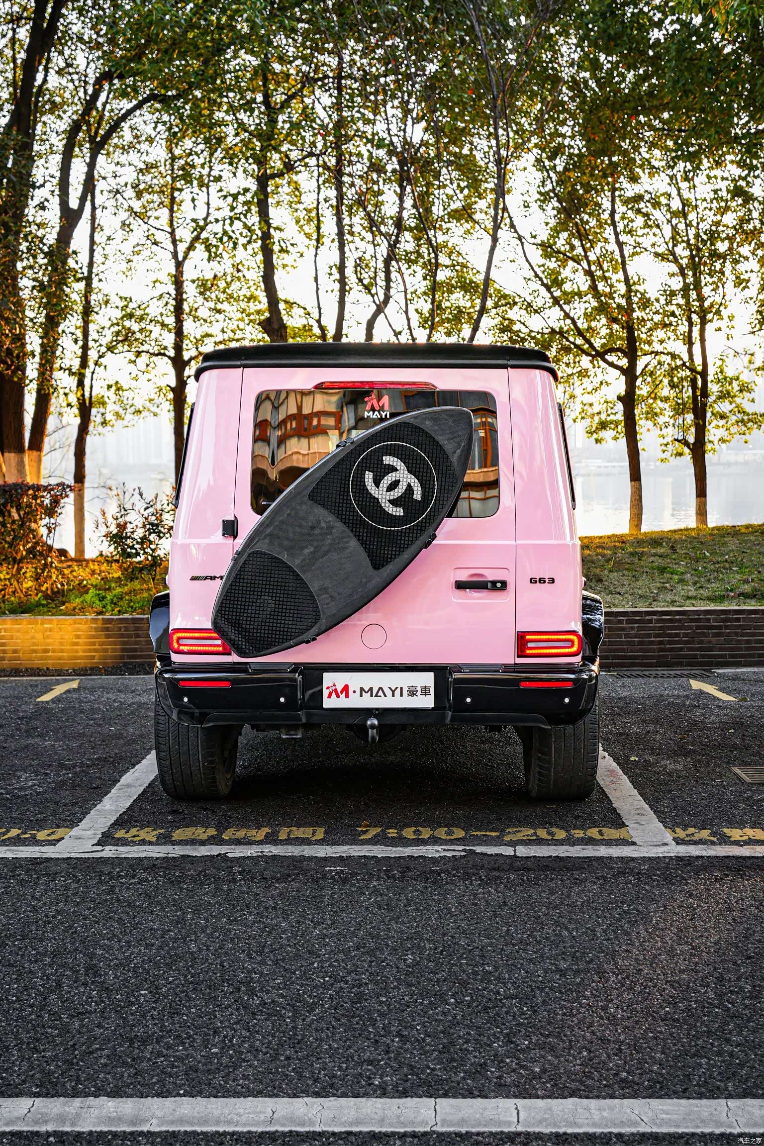 Mercedes-Benz G-Class, 2018 3