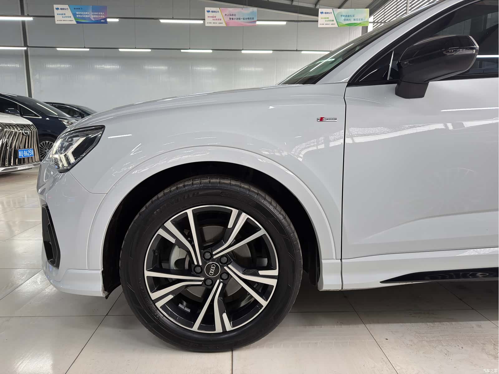 Audi Q3, 2022 4