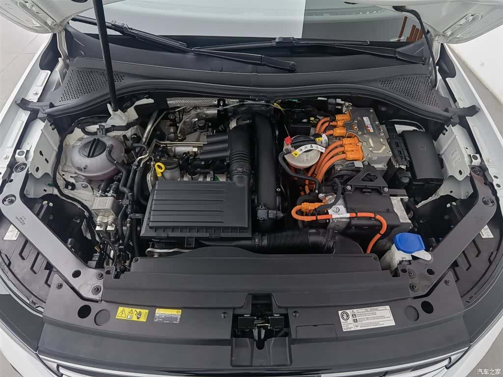 Volkswagen Tiguan L, 2023 6