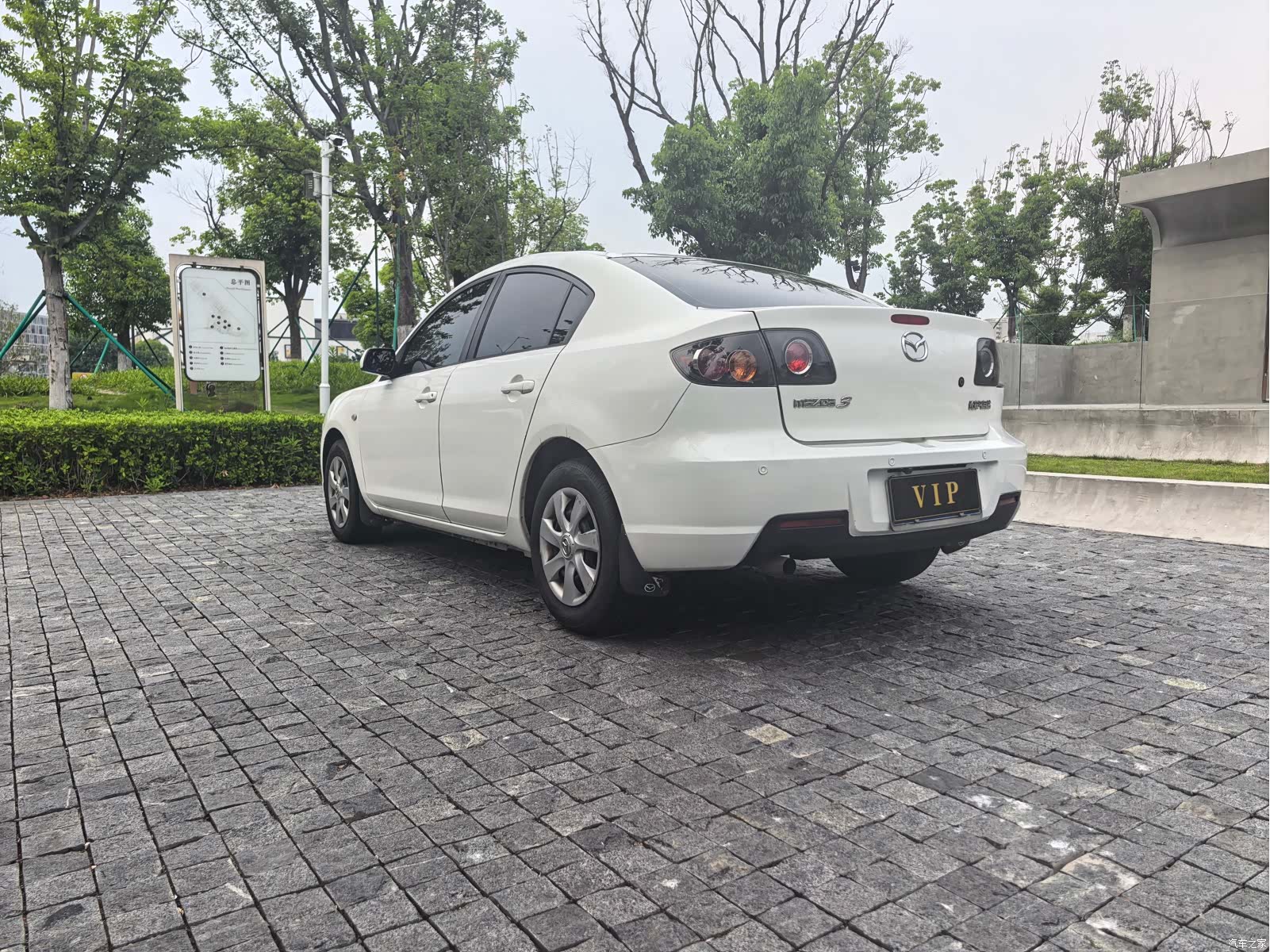 Mazda 3, 2013 8