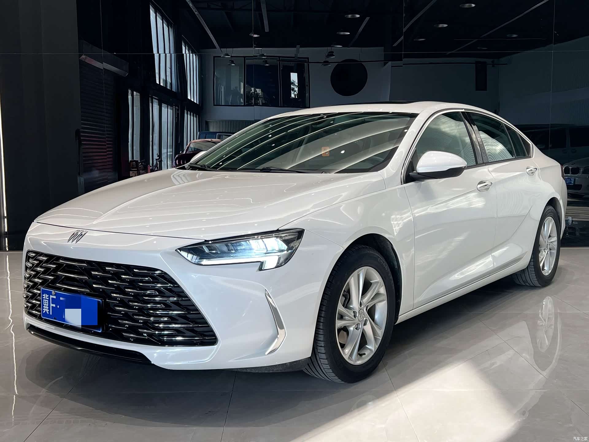 Buick Regal, 2023 1