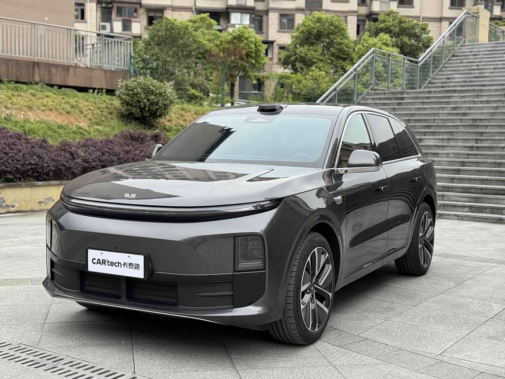 Li Auto L6