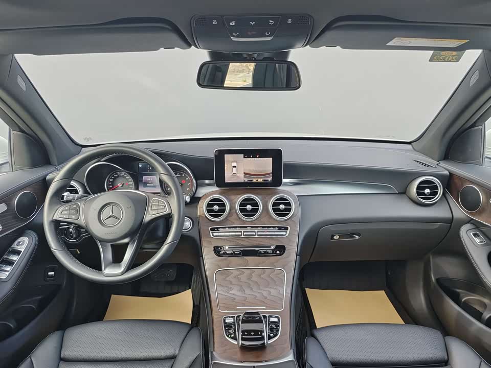 Mercedes-Benz GLC Mercedes-Benz GLC