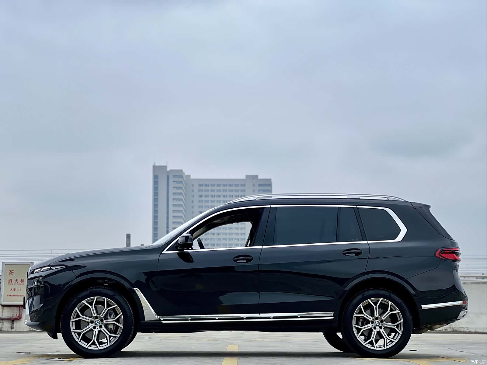 BMW X7, 2024 11