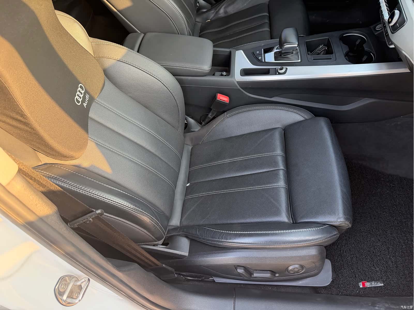 Audi A4L, 2023 24