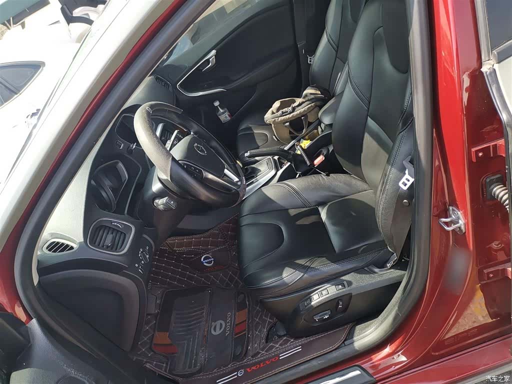 Volvo V40, 2018 11