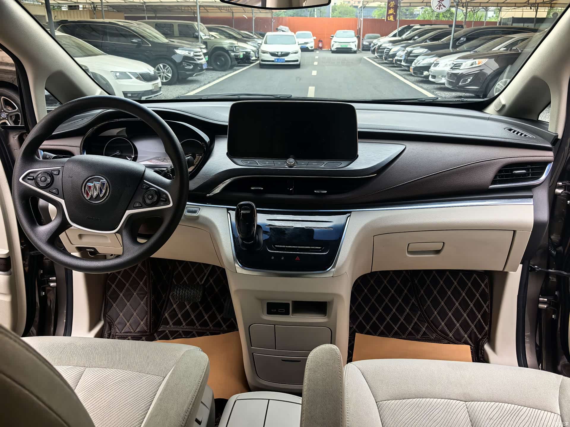 Buick GL8, 2024 10