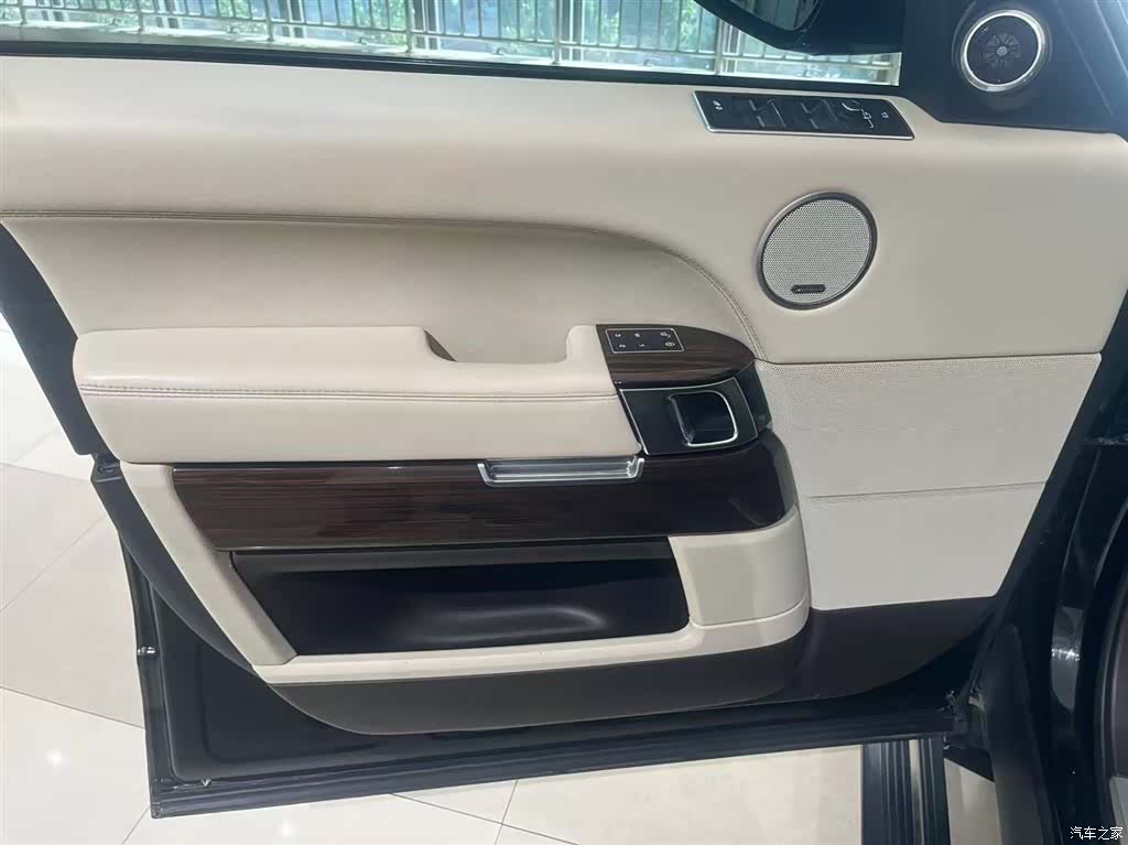Land Rover Range Rover, 2018 все фото