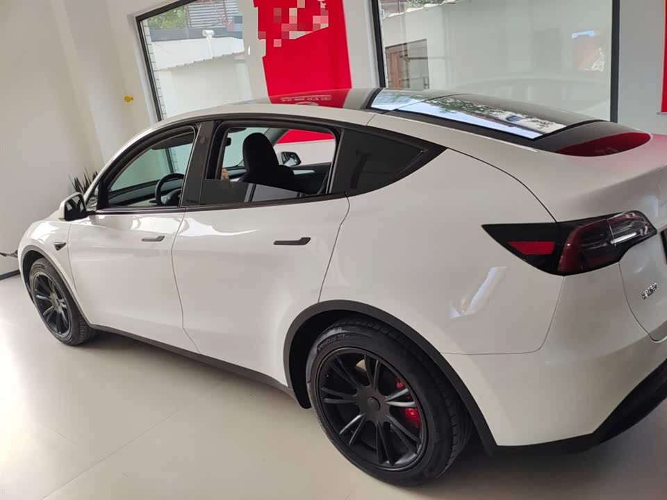 Tesla Model Y Tesla Model Y