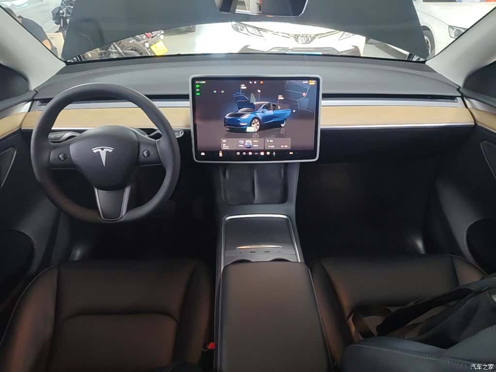 Tesla Model Y, 2023 10