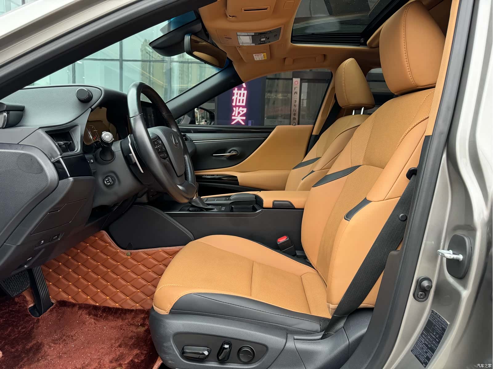 Lexus ES, 2022 8
