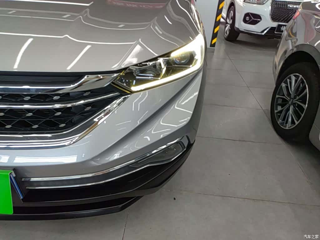 DongFeng AX7, 2020 24