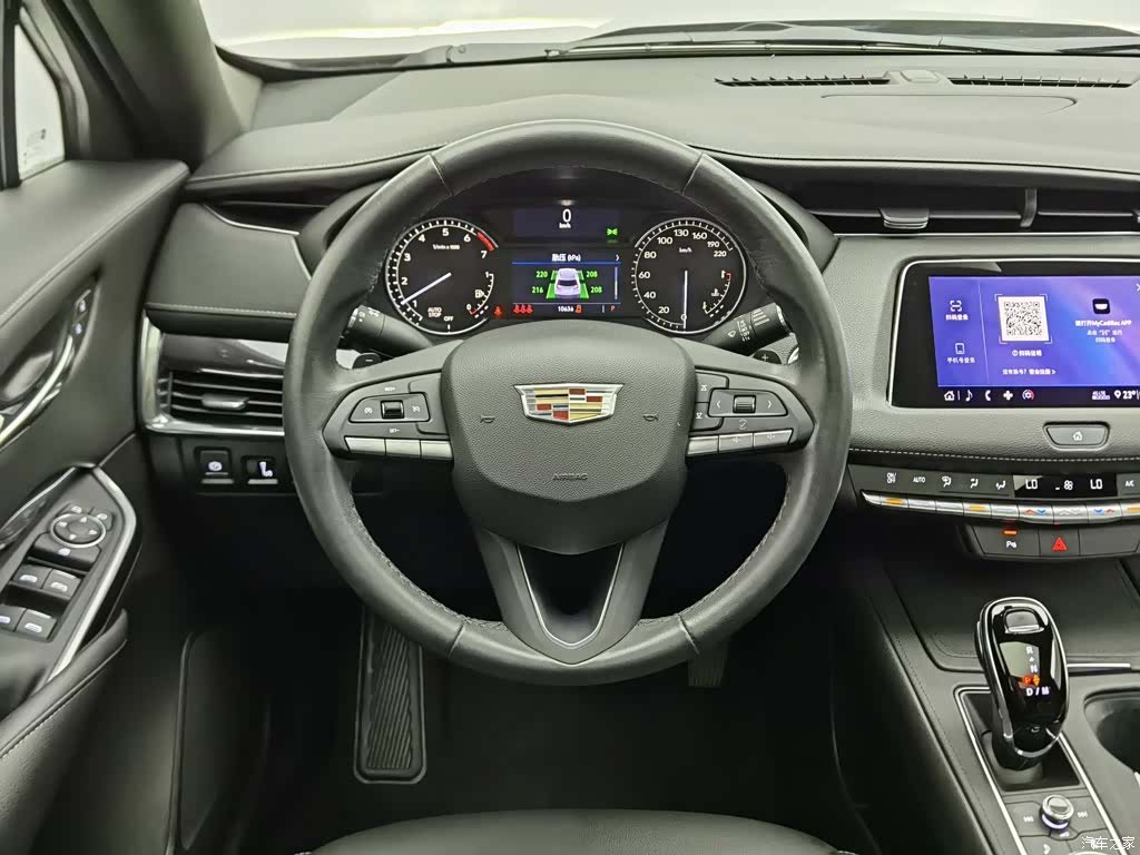 Cadillac XT4, 2020 11