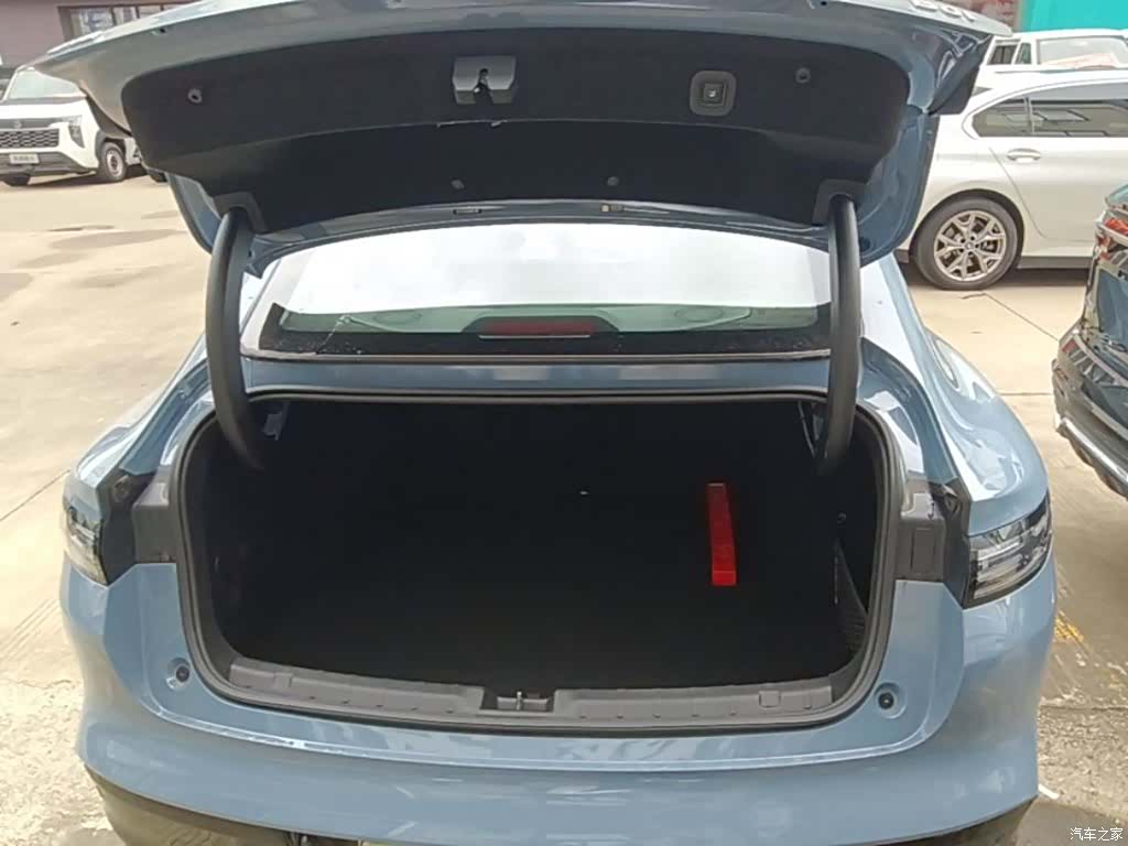 Leapmotor B01, 2025 19