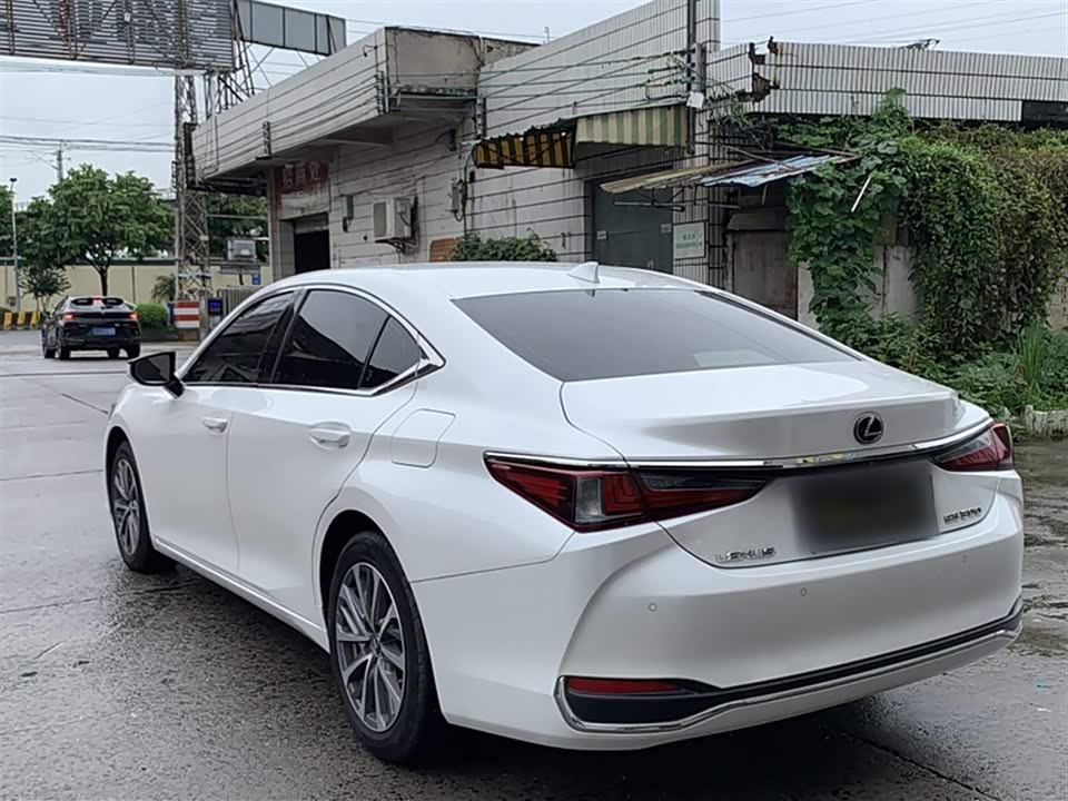 Lexus ES Lexus ES
