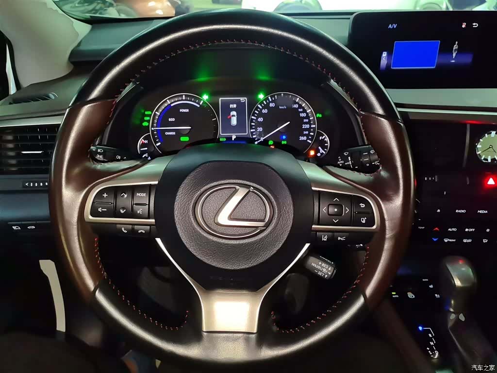 Lexus RX, 2018 3