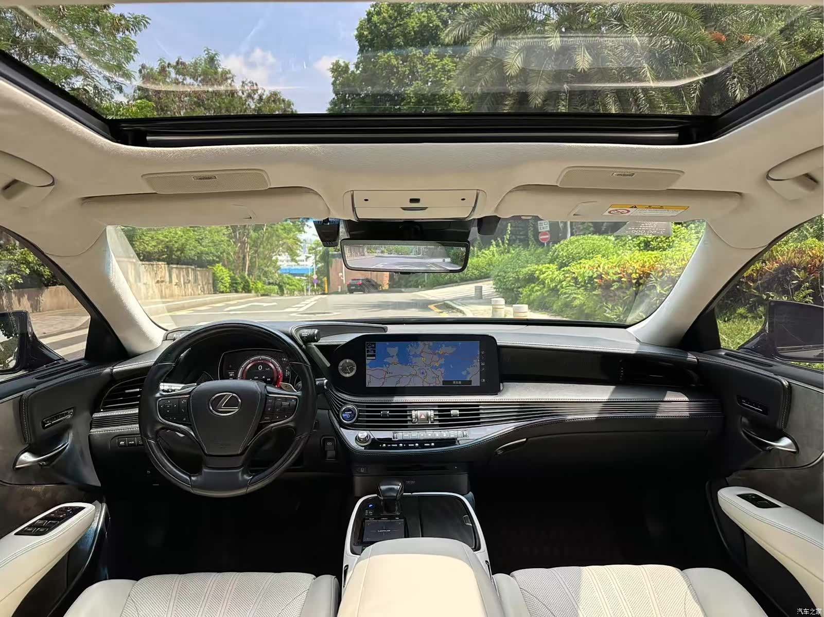 Lexus LS, 2021 13