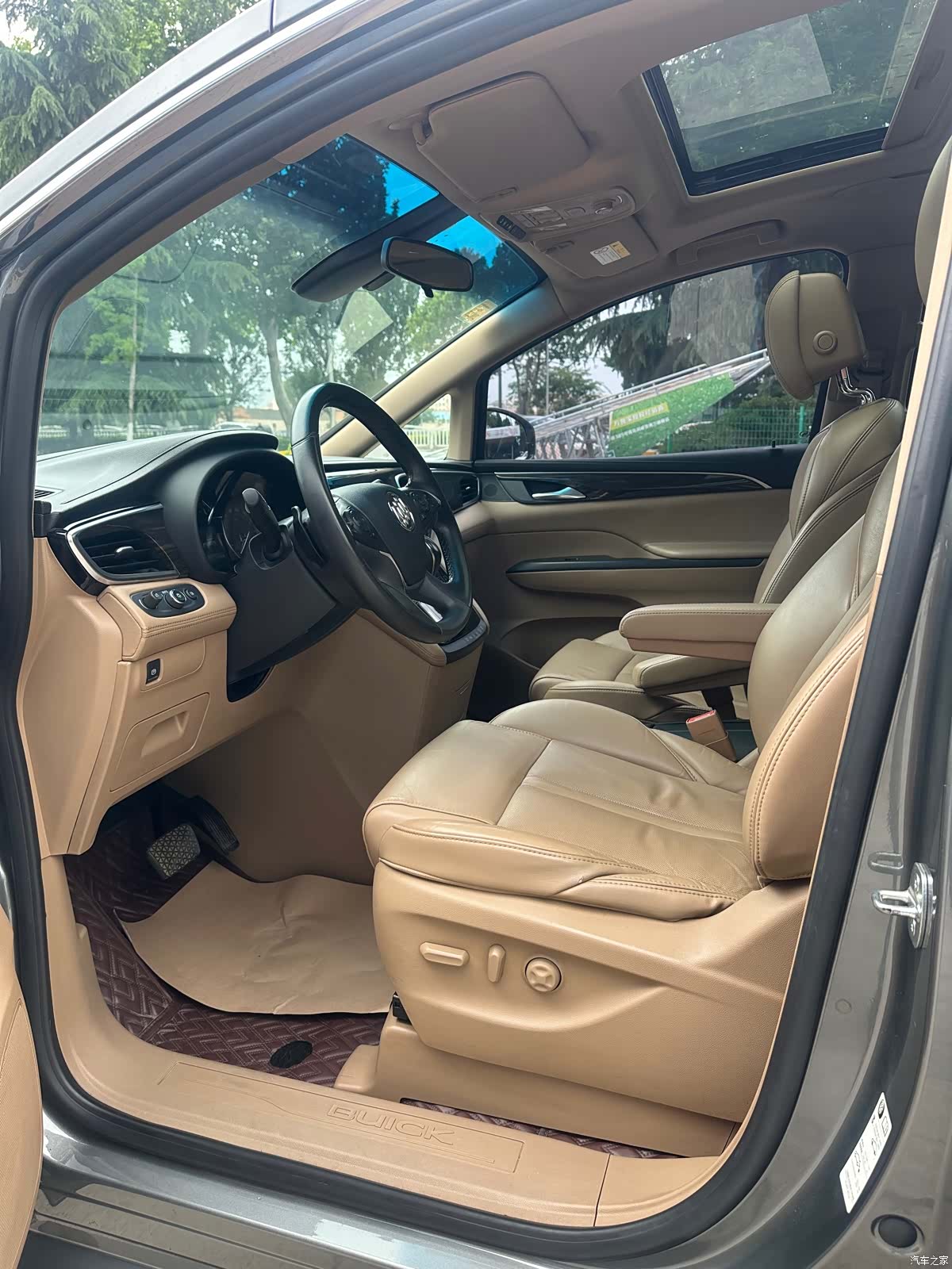 Buick GL8, 2019 18