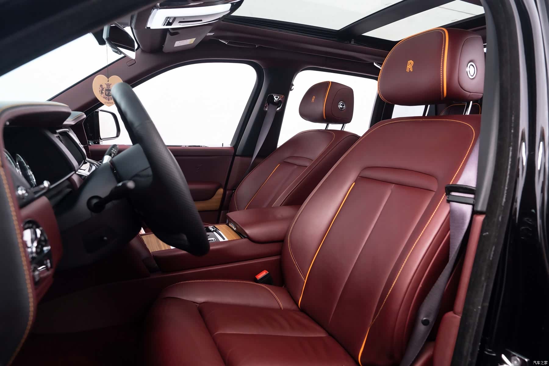 Rolls-Royce Cullinan, 2020 16