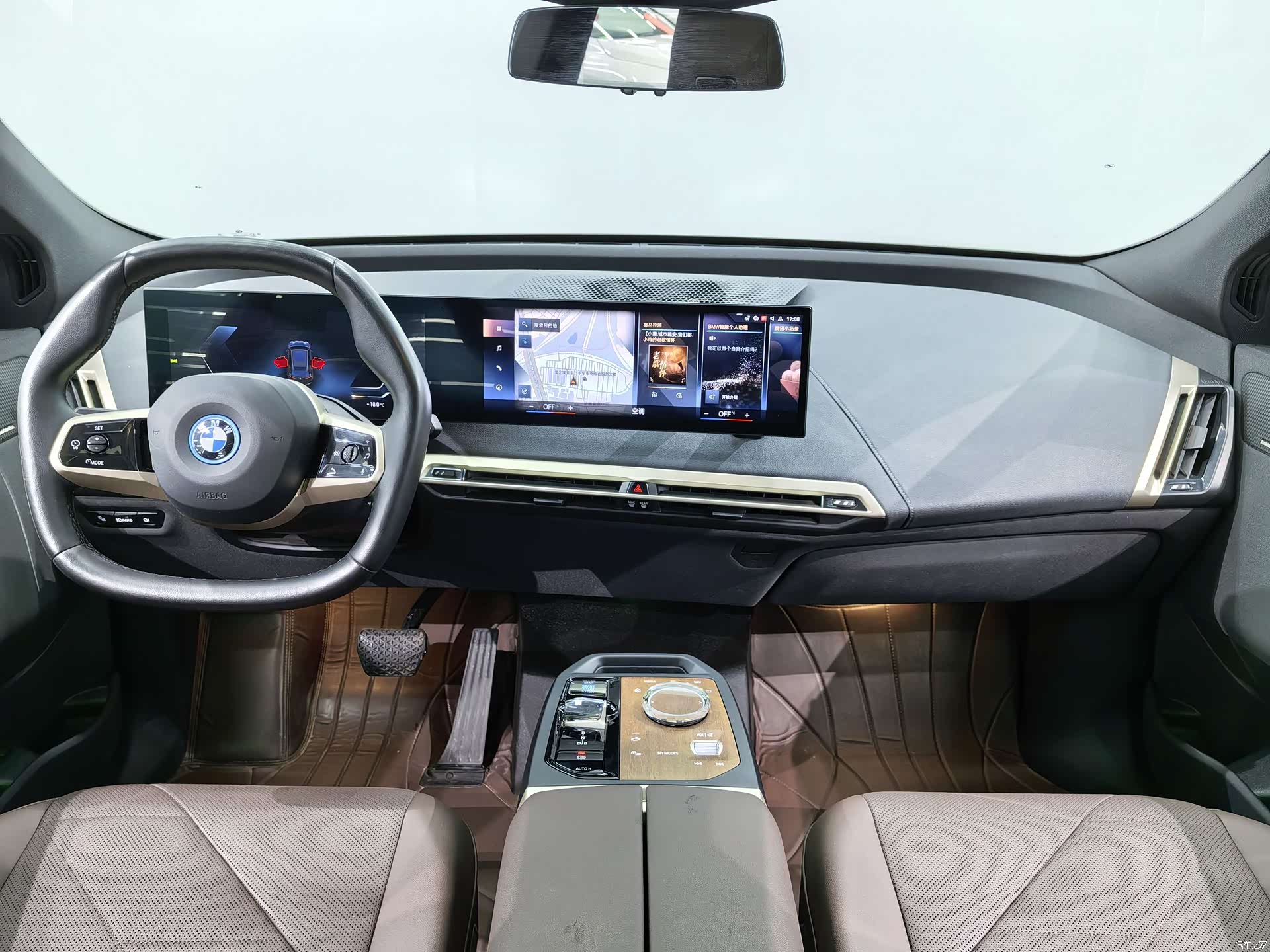 BMW iX, 2023 9