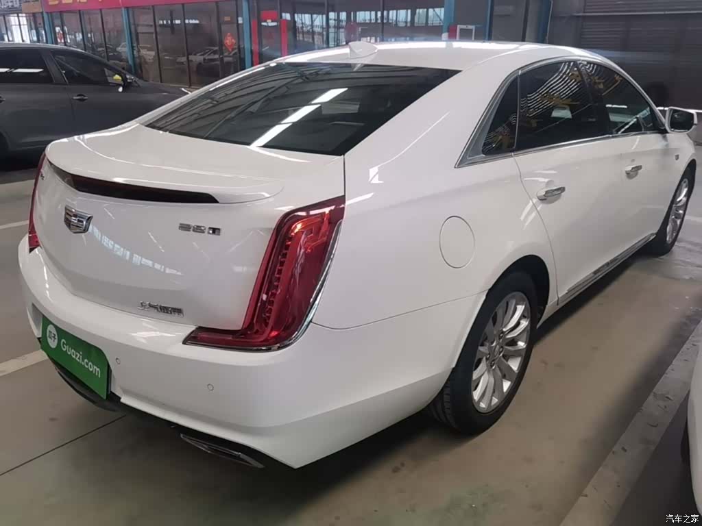 Cadillac XTS, 2018 7