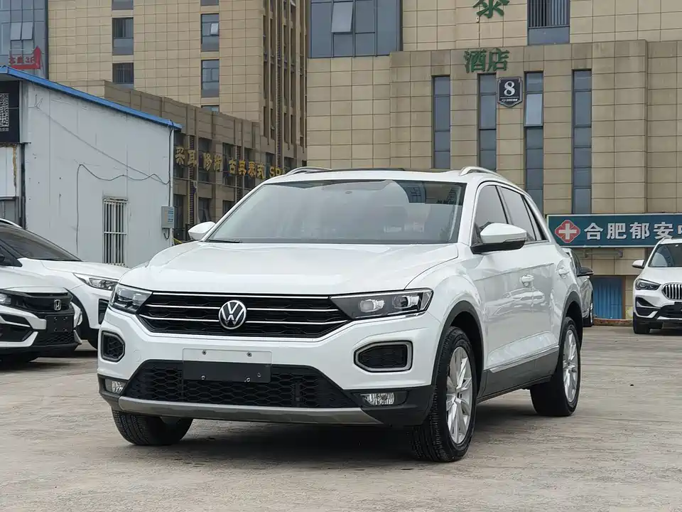 Volkswagen T-ROC exploring Songs