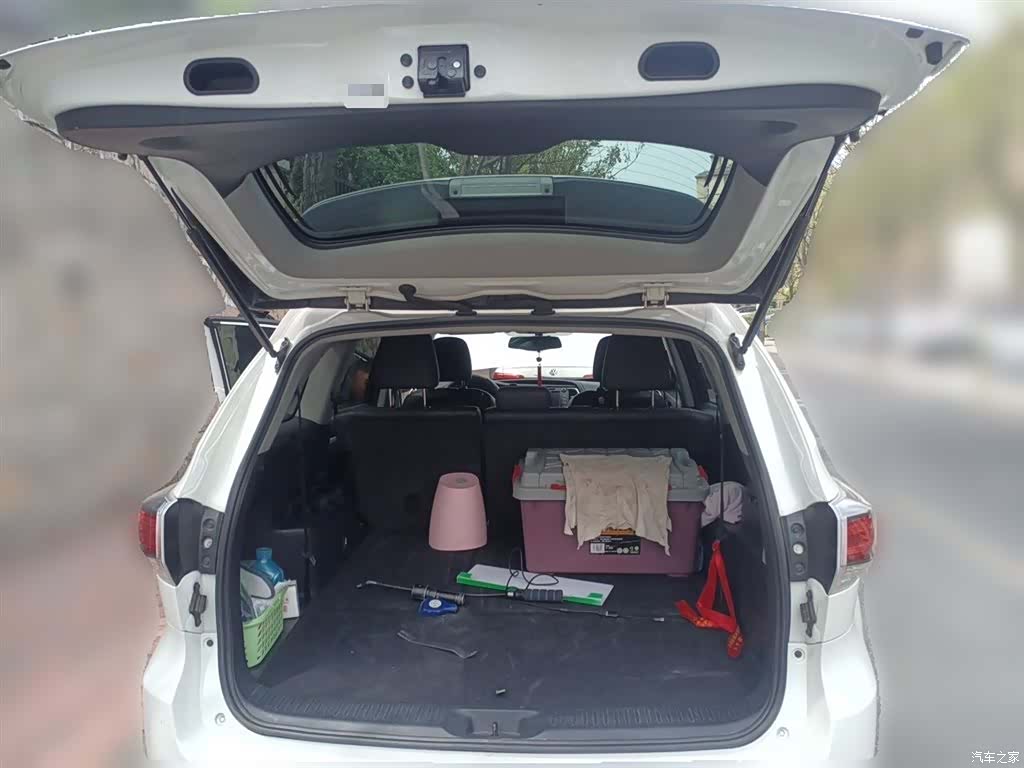 Toyota Highlander, 2015 10