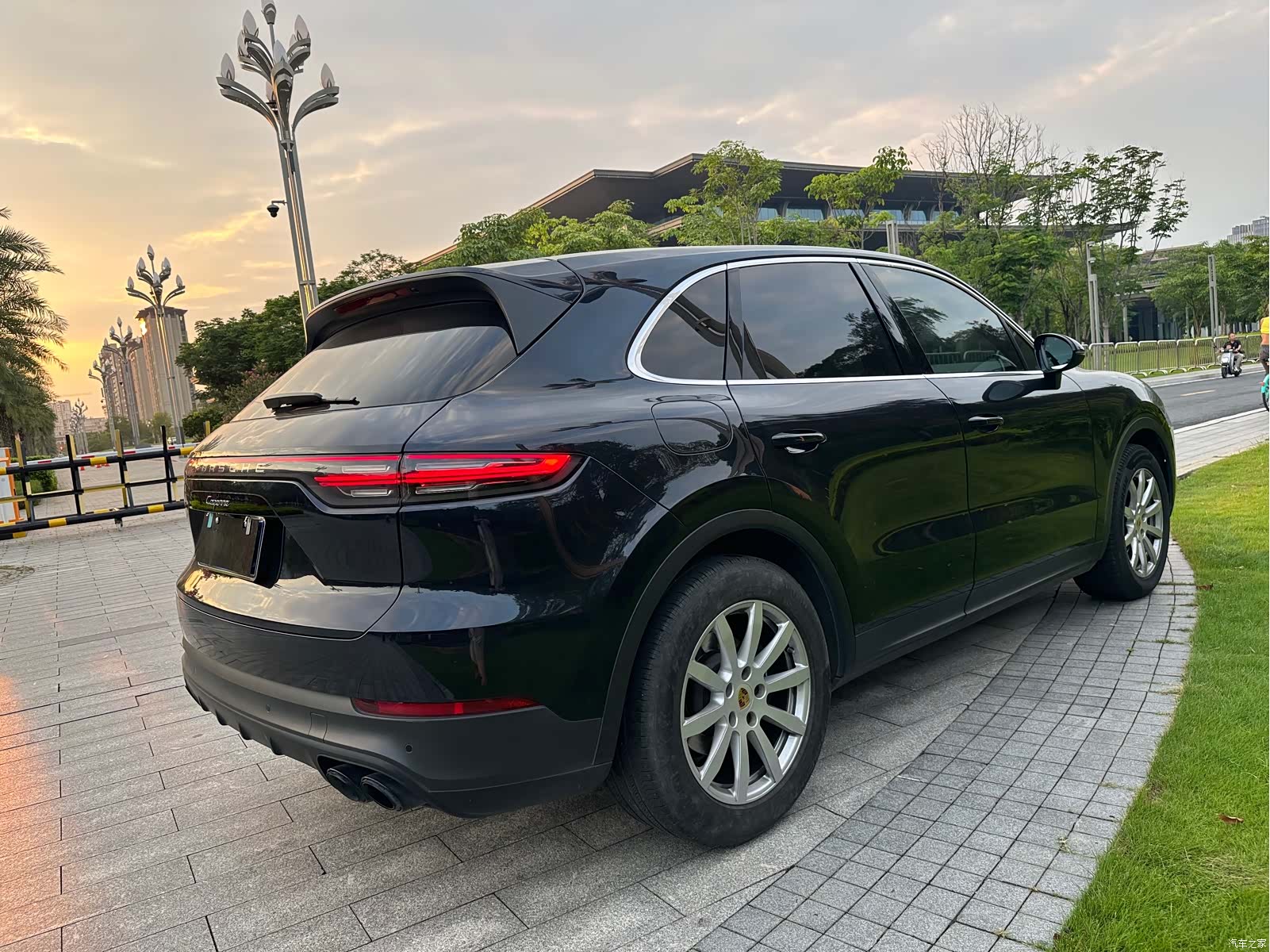 Porsche Cayenne, 2020 все фото