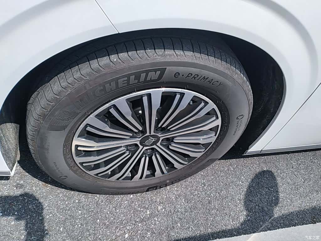 BYD Xia, 2025 23