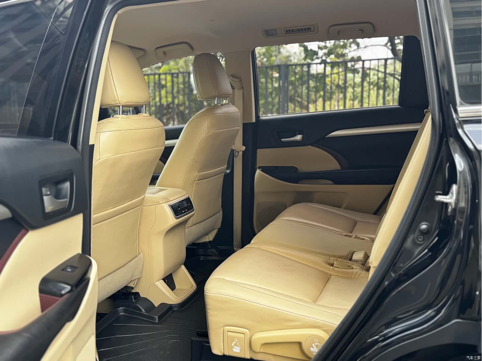 Toyota Highlander, 2016 все фото