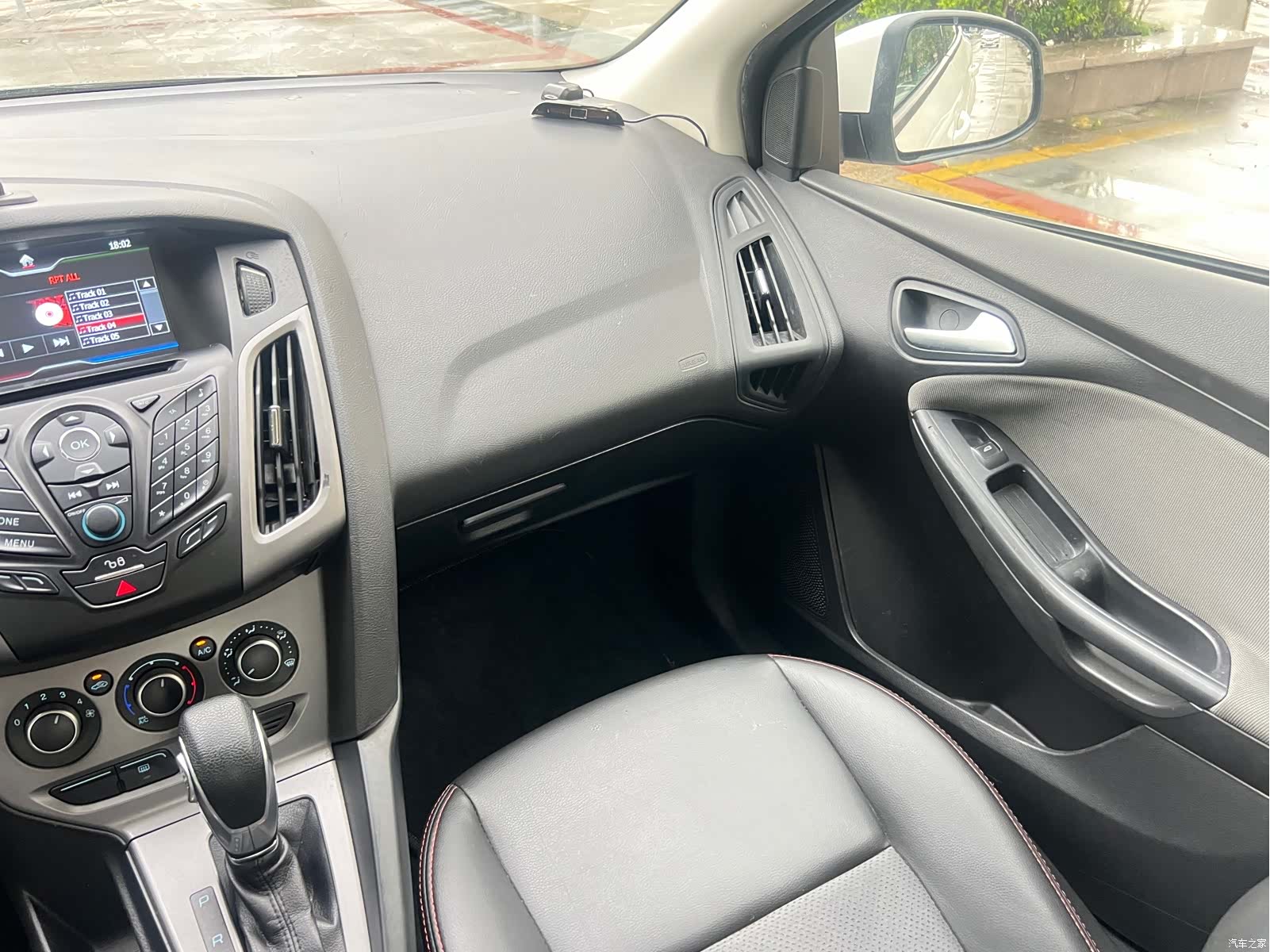 Ford Focus, 2014 19