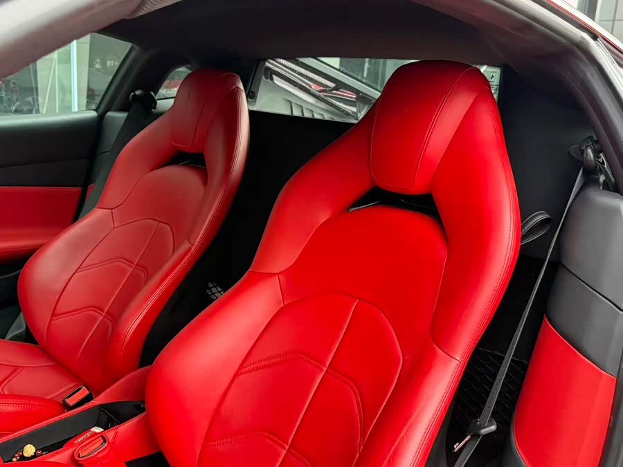 Ferrari 488 2016, фото 6
