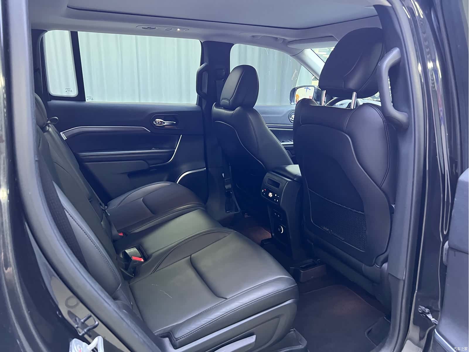 Jeep Grand Commander, 2018 16