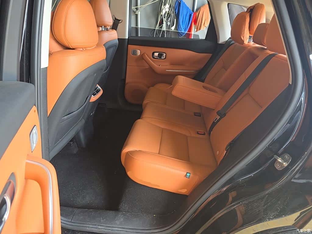 Leapmotor C10, 2024 24
