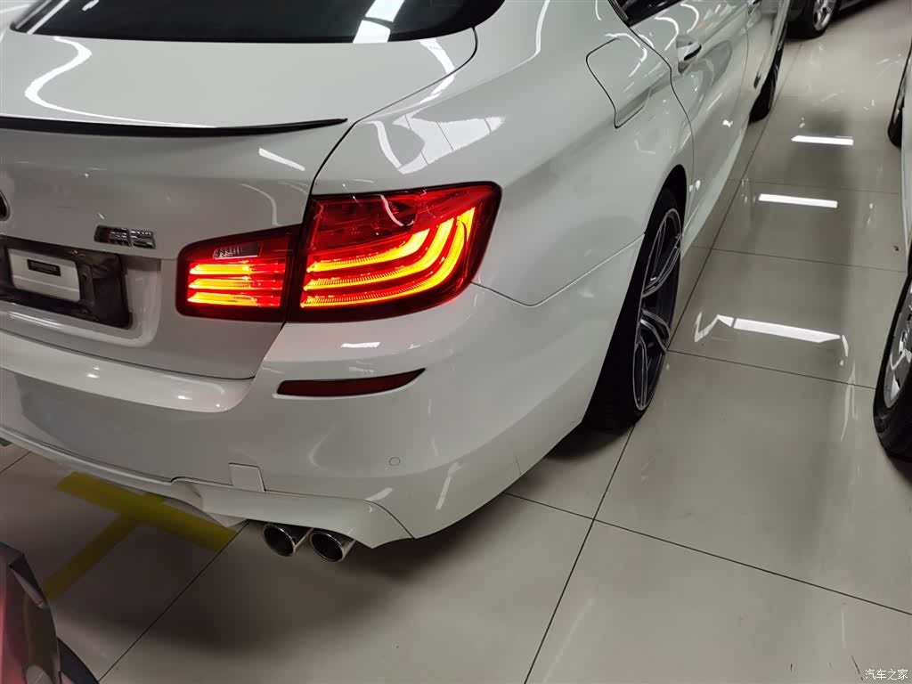 BMW 5 Series, 2015 24