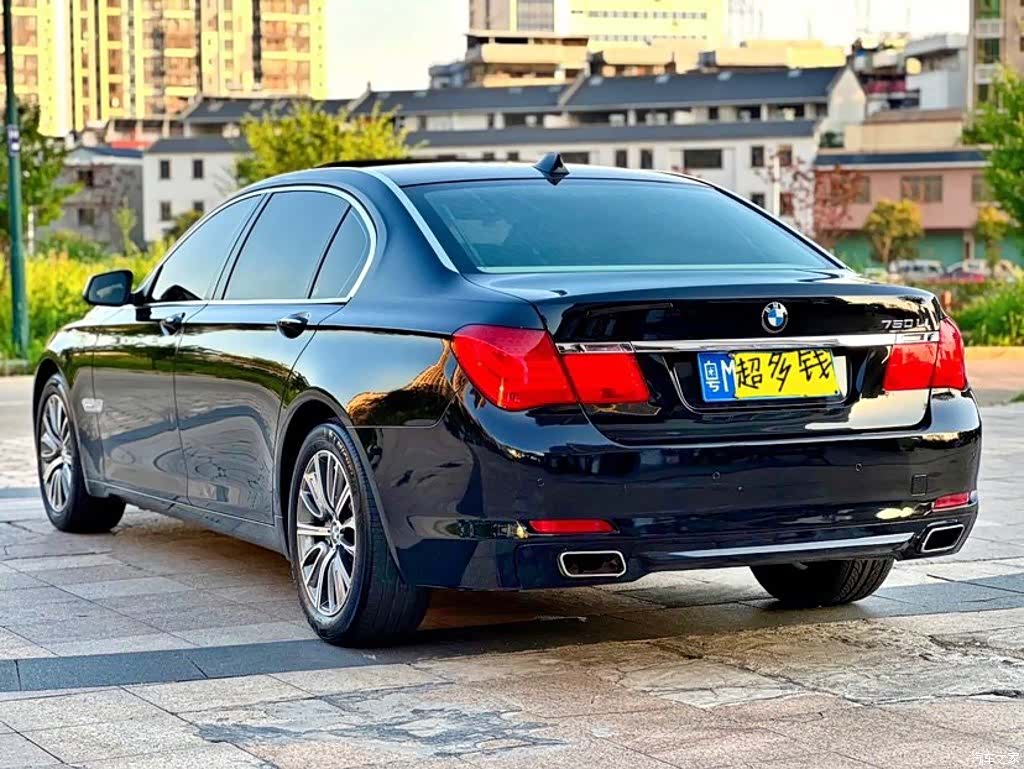 BMW 7 Series, 2009 4