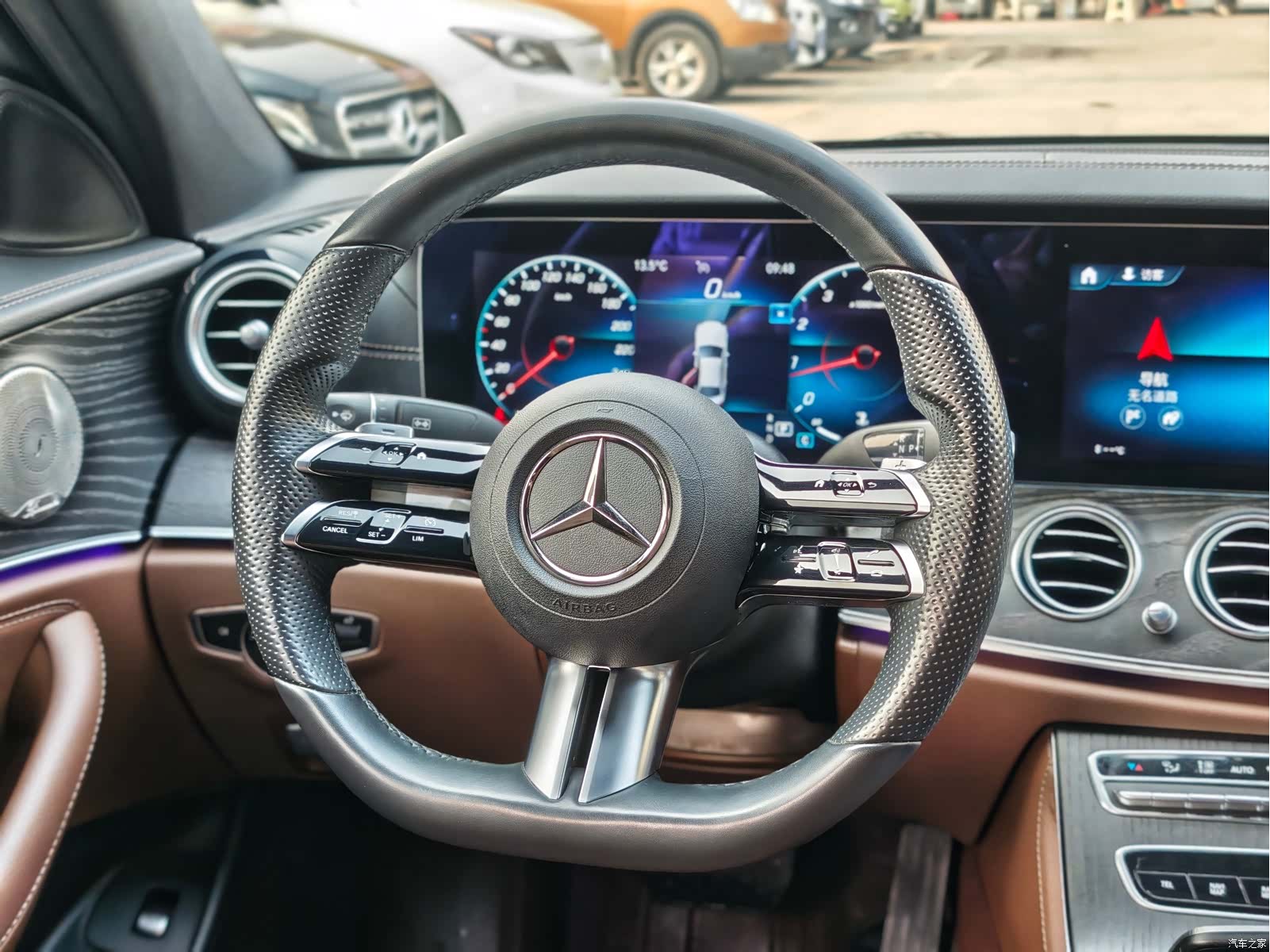 Mercedes-Benz E-Class, 2022 12