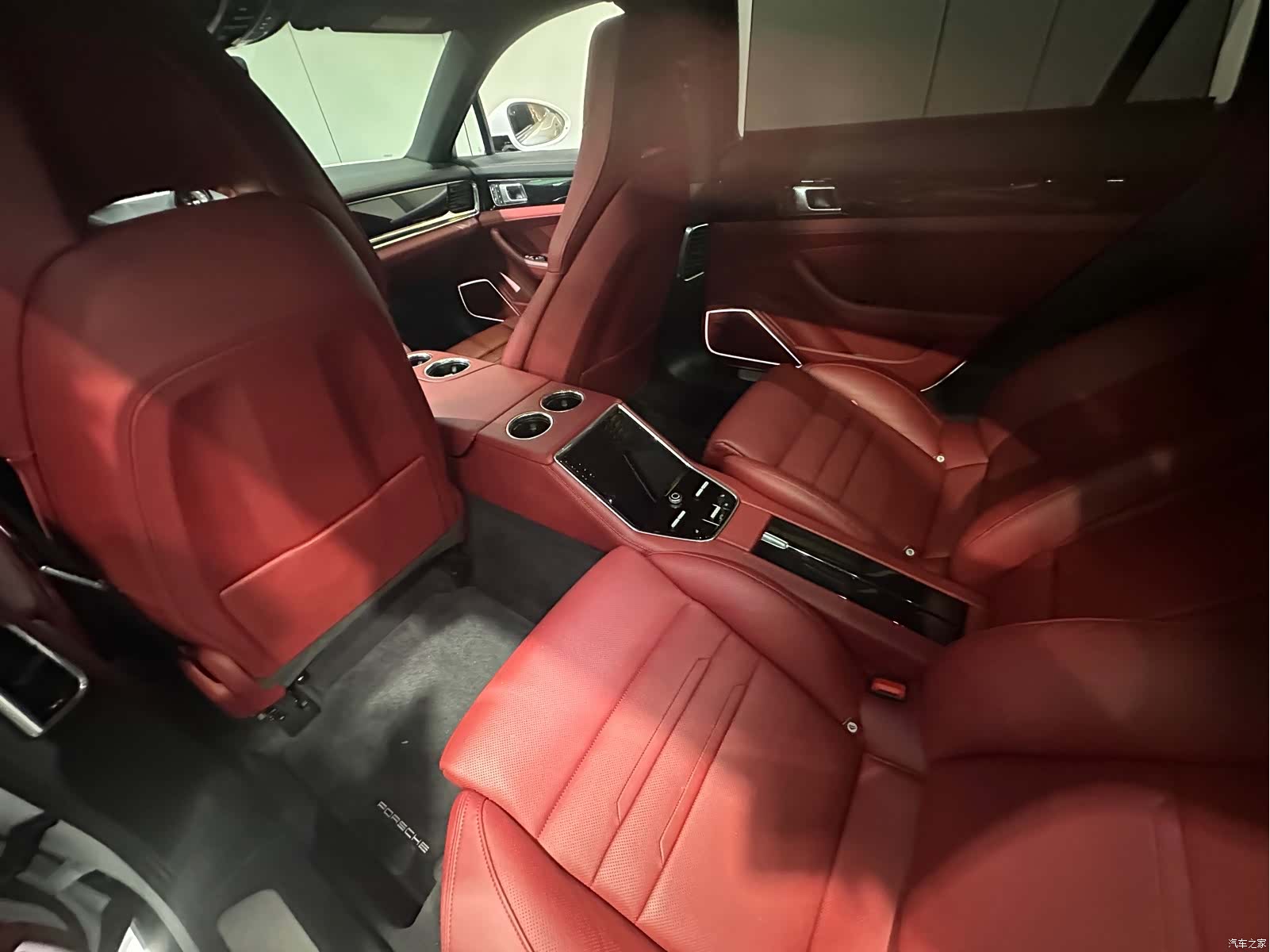 Porsche Panamera, 2022 4
