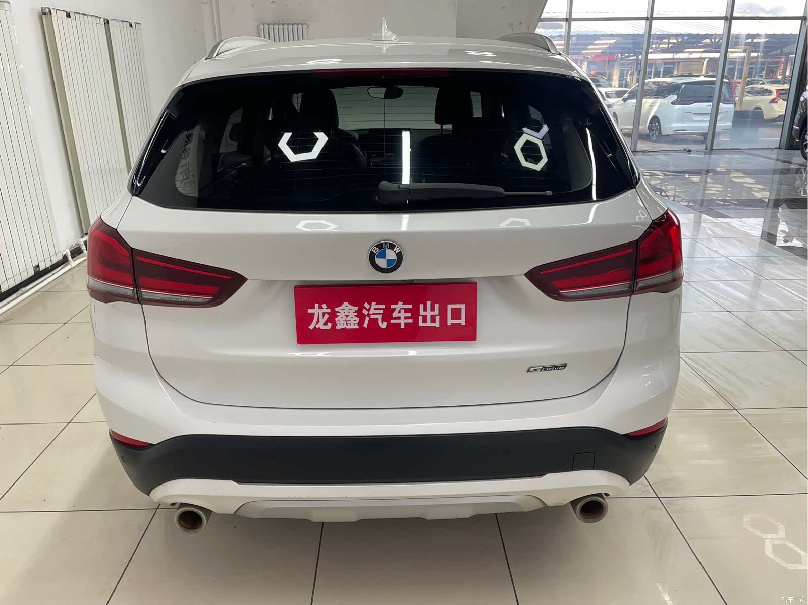 BMW X1, 2022 все фото