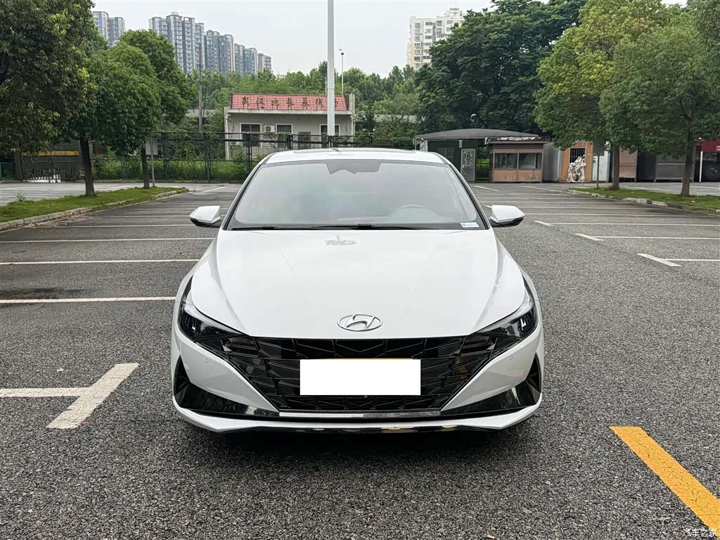 Hyundai Elantra, 2023 8