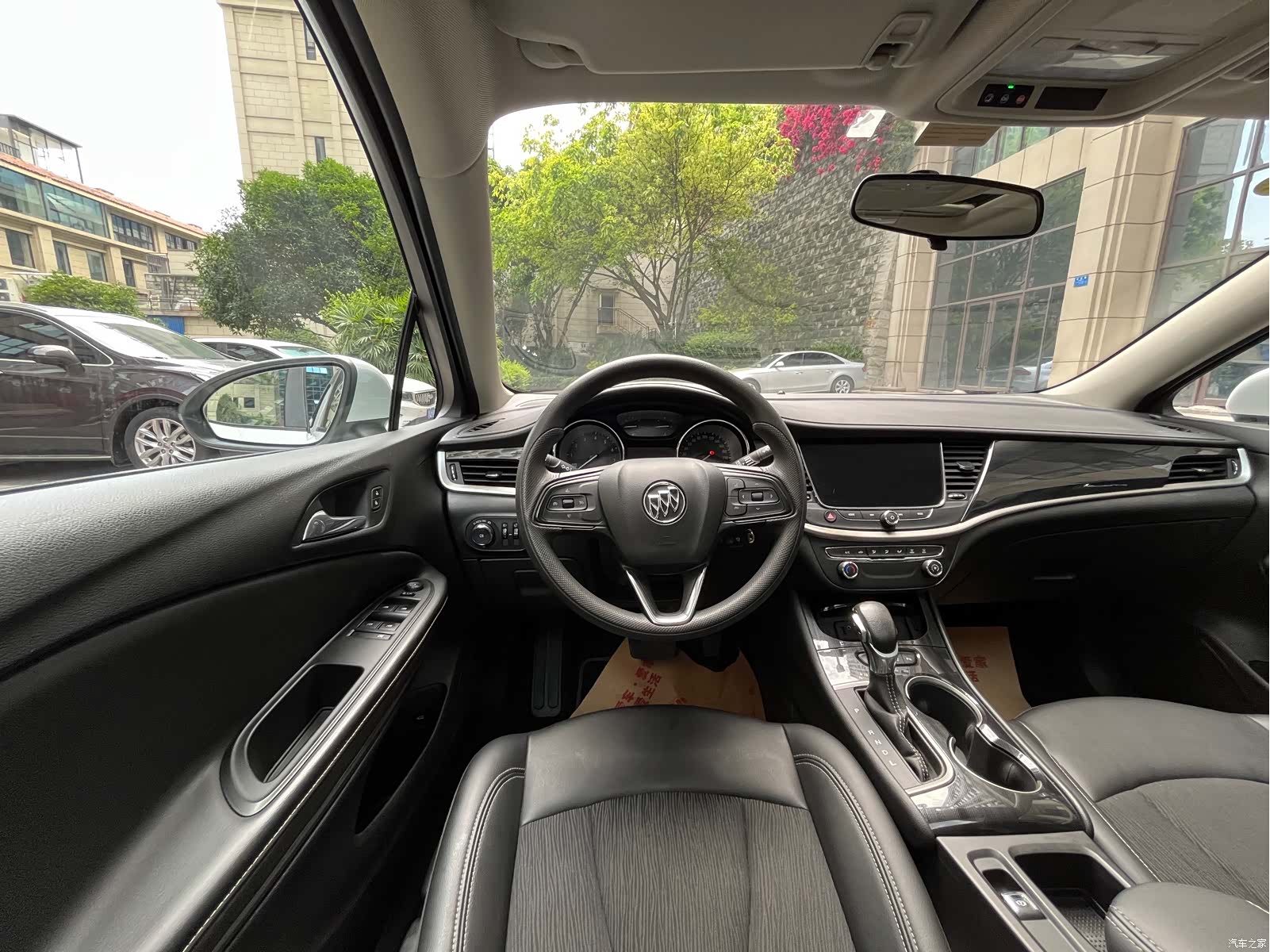 Buick Verano, 2020 10