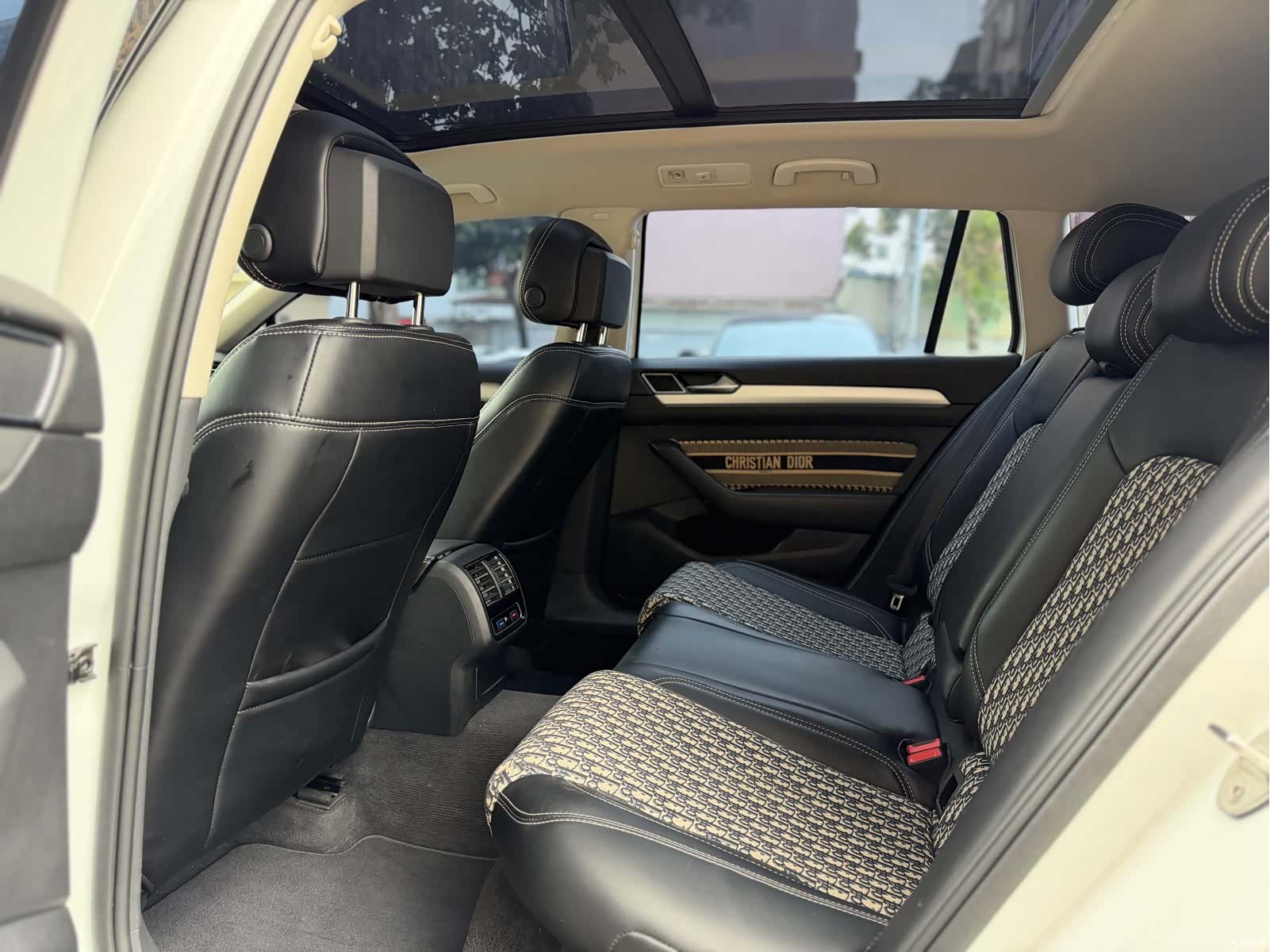 Volkswagen Variant, 2018 12