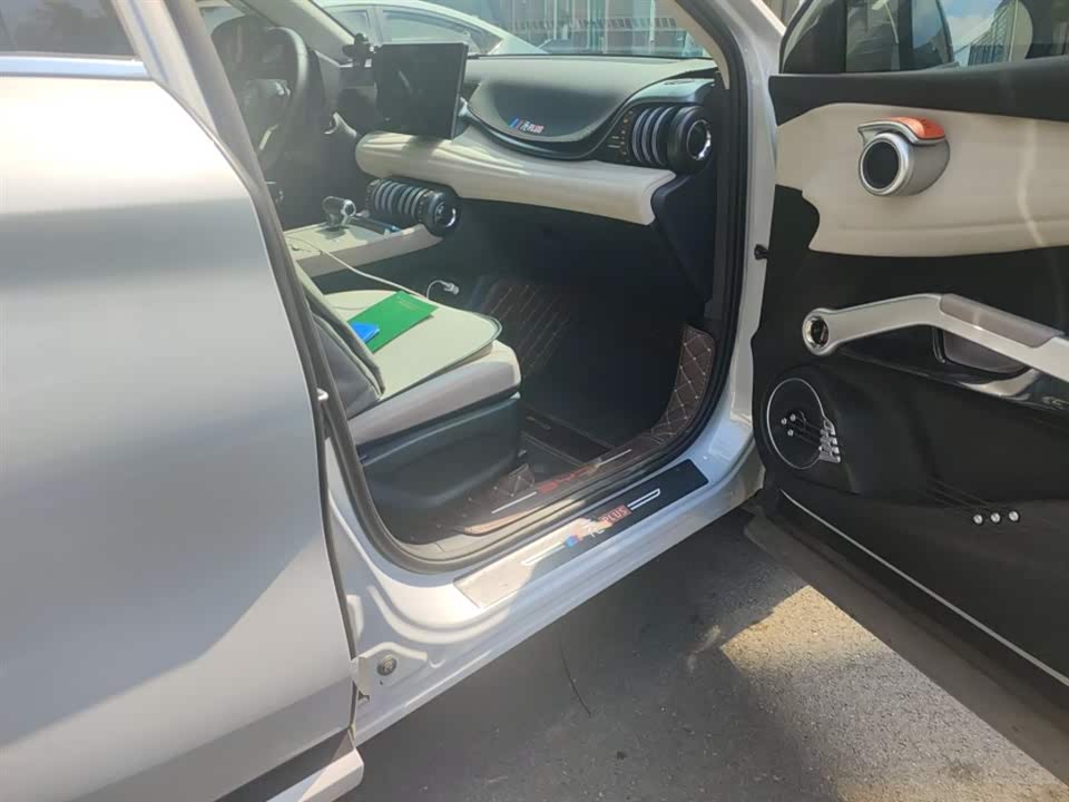 BYD Yuan PLUS BYD Yuan PLUS