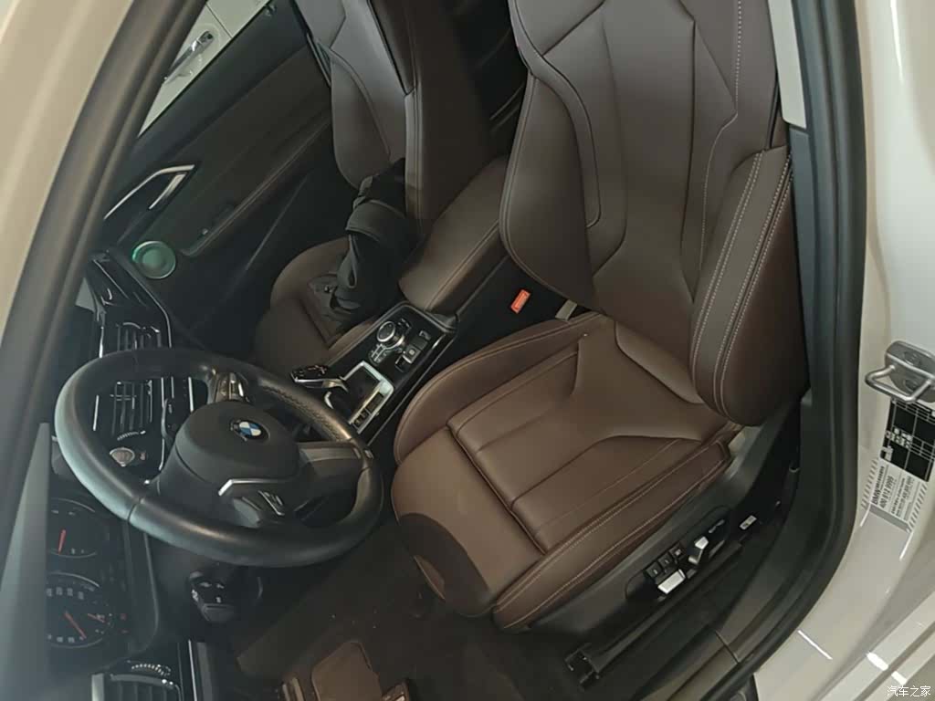 BMW 1 Series, 2023 15