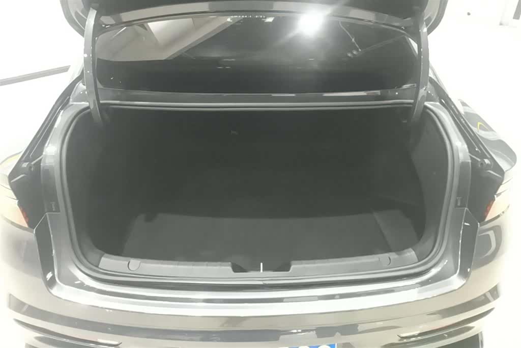 Geely Preface, 2024 4