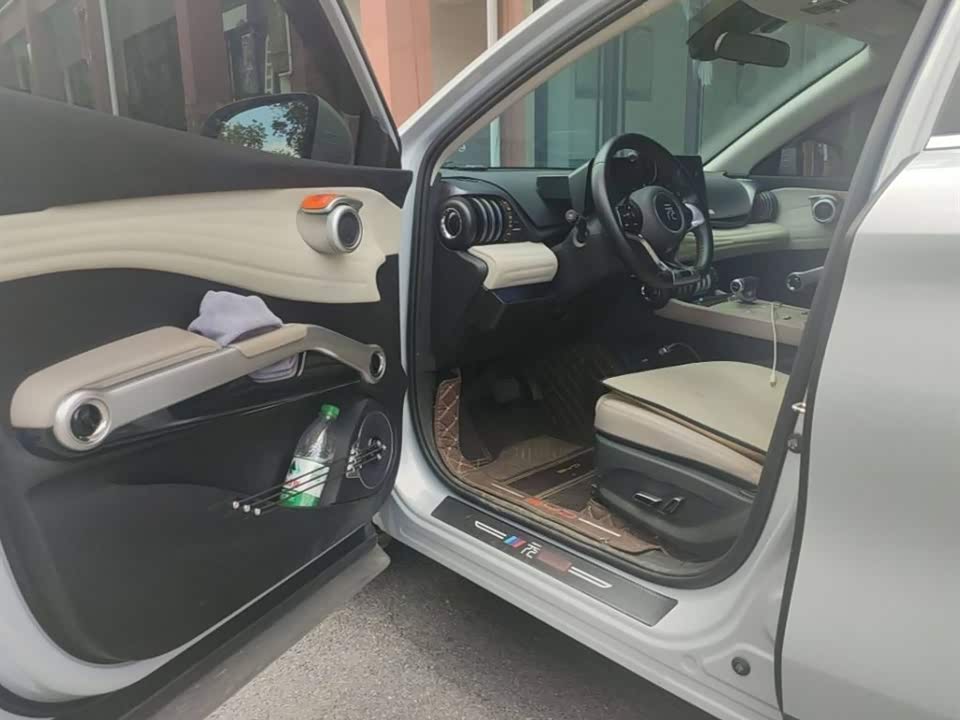 BYD Yuan PLUS BYD Yuan PLUS